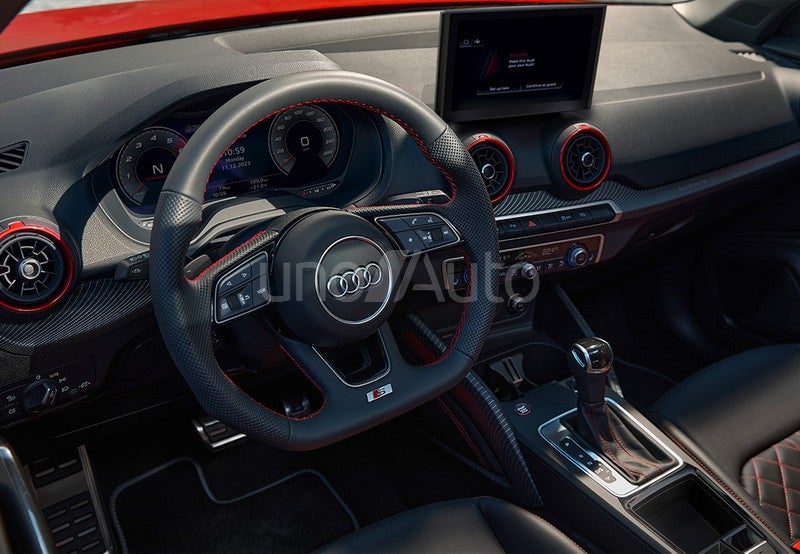 SQ2 TFSI quattro S tronic 221kW