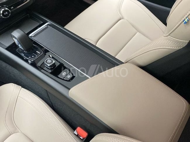 2.0 B5 G MHEV Core Auto AWD