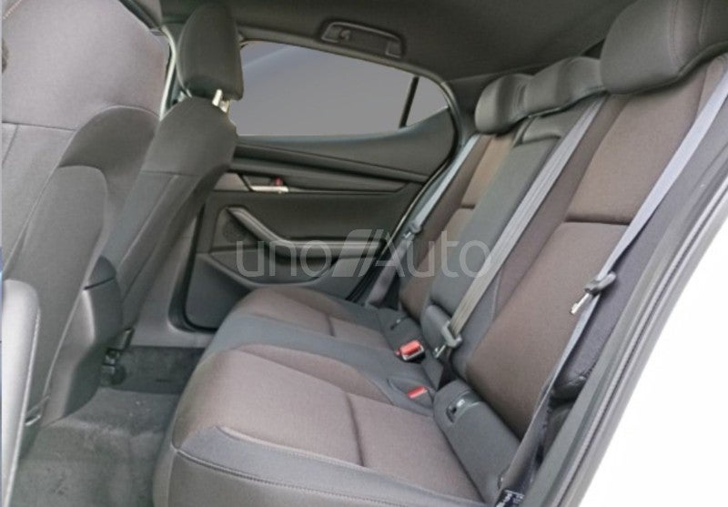 Mazda3 Sedán 2.5 e-Skyactiv-G Prime-line 103kW