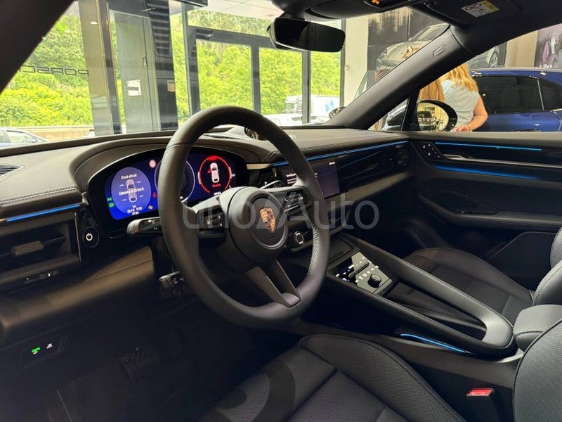 Macan 4