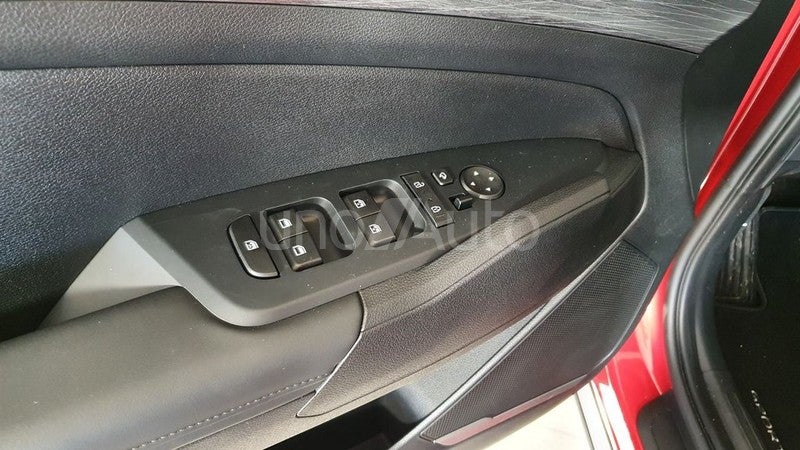 KIA Sportage 1.6 T-GDi MHEV 118kW (160CV) Drive 17