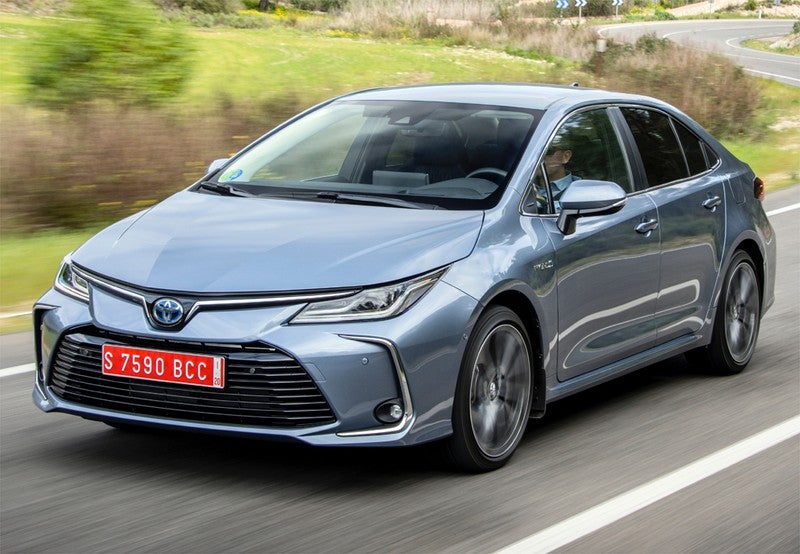 Corolla Sedán 125H Active Tech