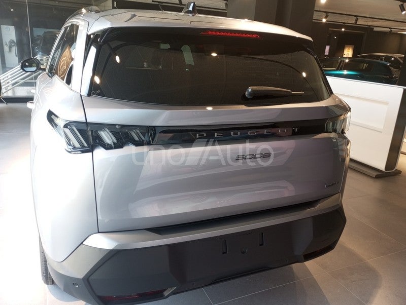 5008 Hybrid 136 Allure eDCS6