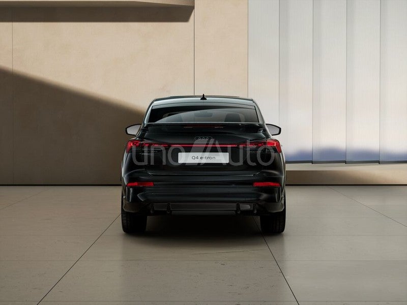Q4 e-tron Sportback performance Black line 210kW 82KWh