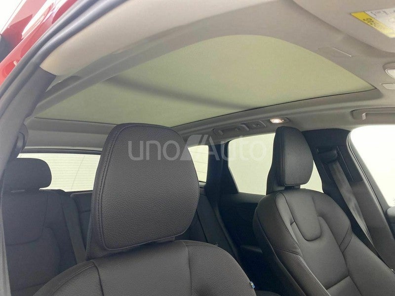 2.0 T6 AWD Recharge Plus Dark Auto
