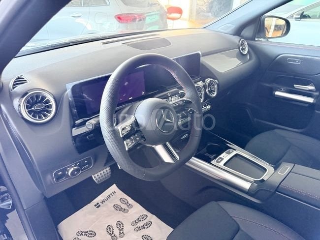 GLA 250 e con tecnología híbrida EQ