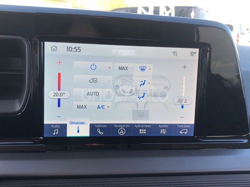 Tourneo Courier 1.0 Ecoboost Titanium