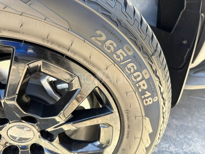 MAX 4WD 8AT