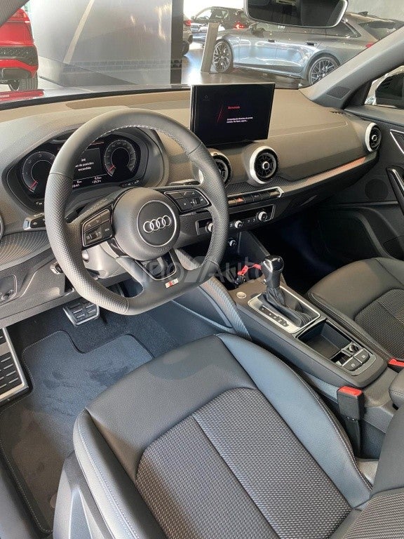 Q2 35 TFSI Adrenalin Black edition S tronic 110kW