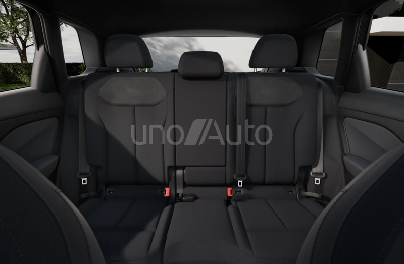 Q3 e-hybrid S Line S tronic 200kW