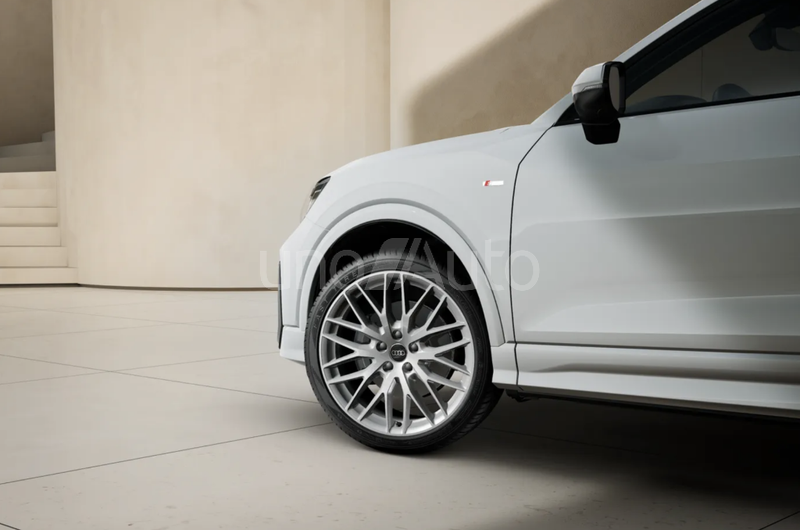 Q2 30 TDI Adrenalin Black edition 85kW