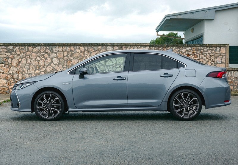 Corolla Sedán 125H Active Tech