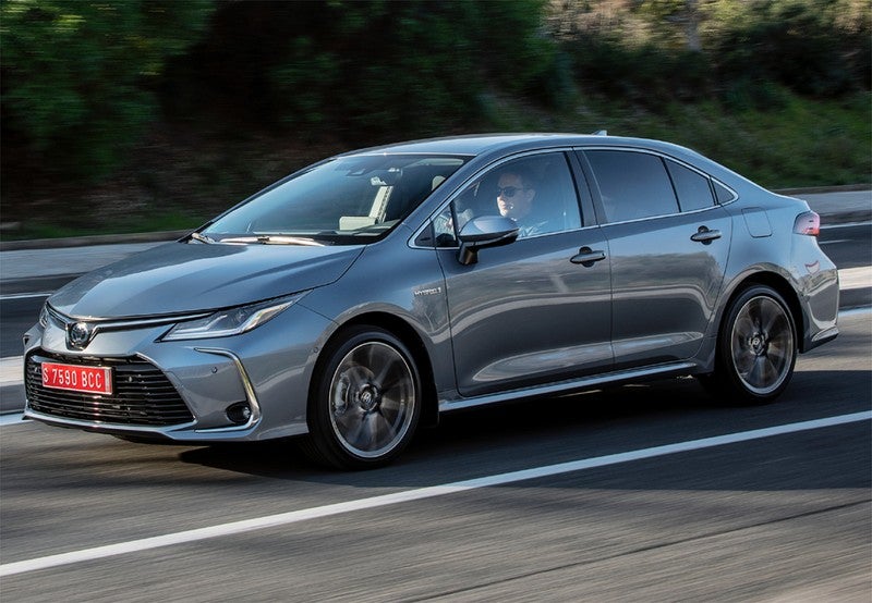 Corolla Sedán 125H Active Tech