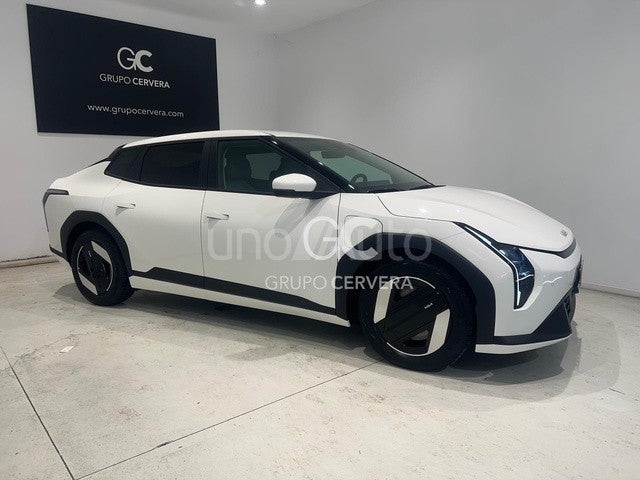 EV4 Fastback Earth Launch Edition Long Range