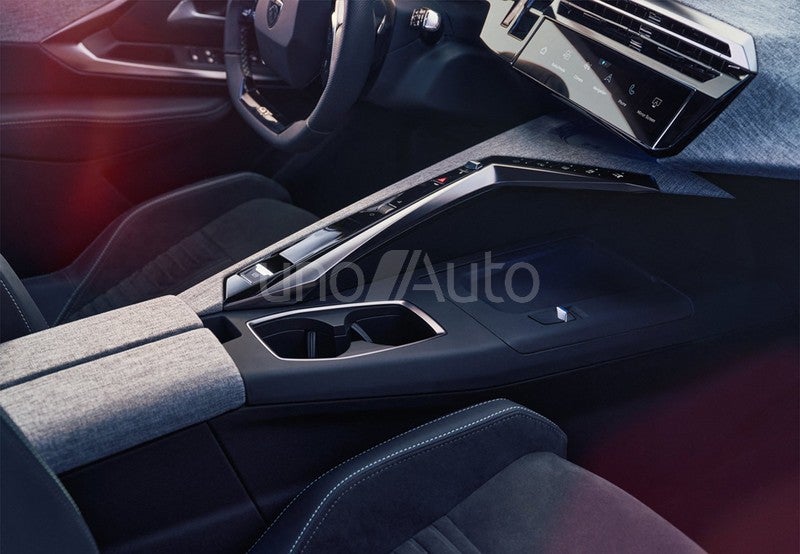 PEUGEOT 3008 SUV