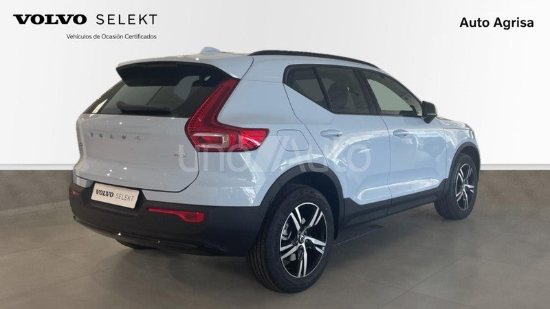 XC40 2.0 B4 MHEV PLUS DARK DCT 197 5P