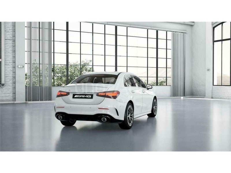 Mercedes-AMG A 35 4MATIC Sedán