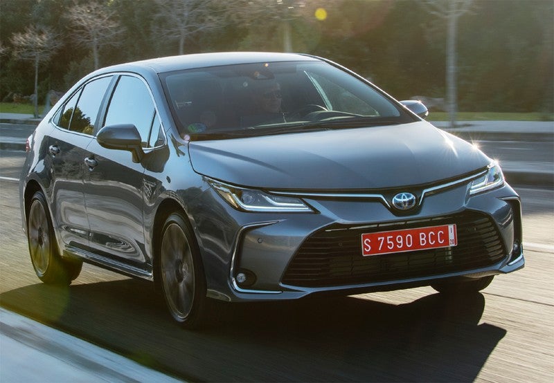 Corolla Sedán 125H Active Tech