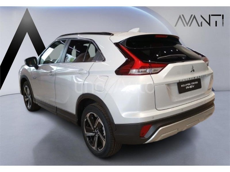ECLIPSE CROSS PHEV Kaiteki 4WD