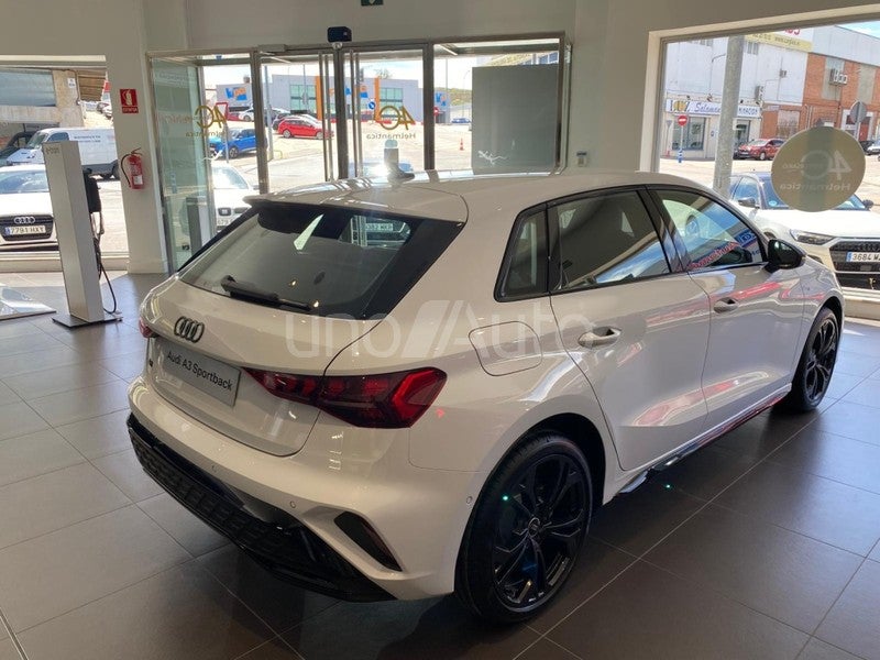 A3 Sportback TFSI e Genuine S tronic 150kW