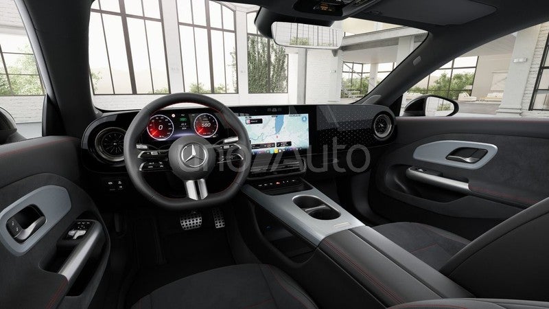 CLA CLA 180 con tecnología híbrida