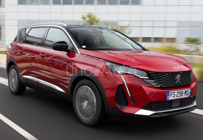 PEUGEOT 5008 SUV