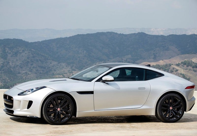 F-Type Convertible 2.0 I4 R-Dynamic Aut. 300