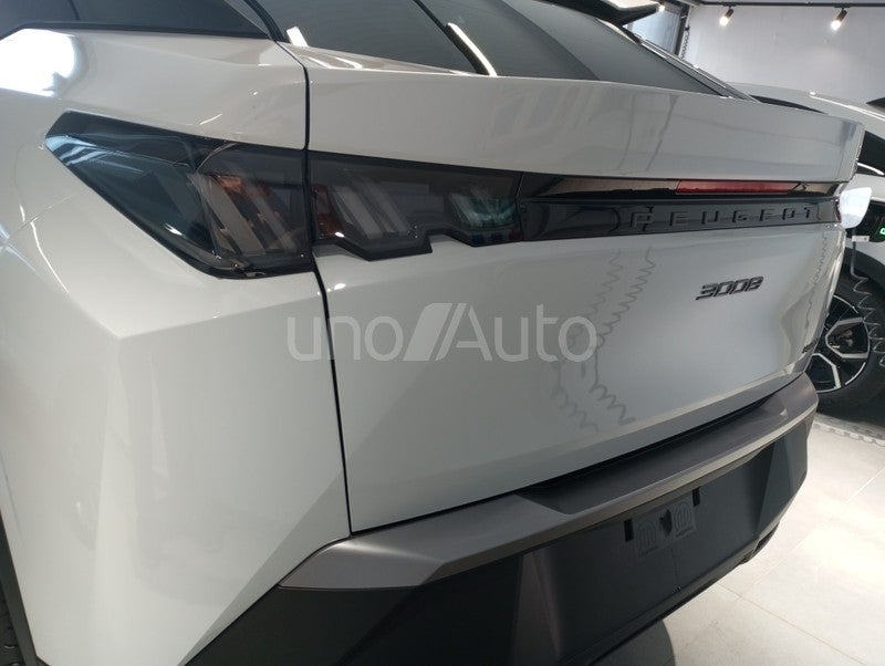3008 Hybrid 136 Allure eDCS6