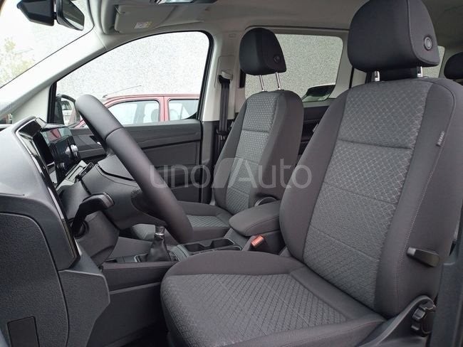 Tourneo Connect 1.5 Ecoboost SWB L1 Titanium Aut.