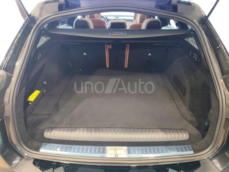 CLASE E 300 de 4MATIC con tecn. híb. EQ Estate