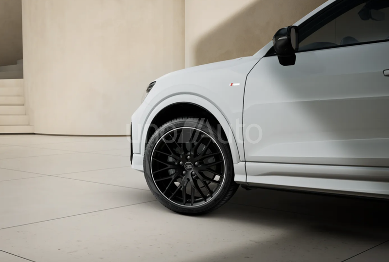 Q2 30 TDI Adrenalin Black edition 85kW