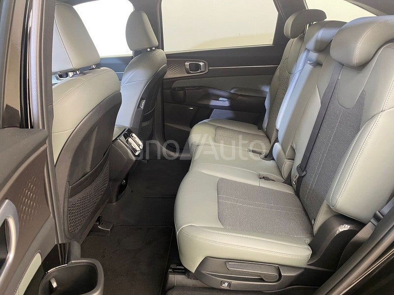 Sorento 1.6 T-GDi HEV Emotion 4x2