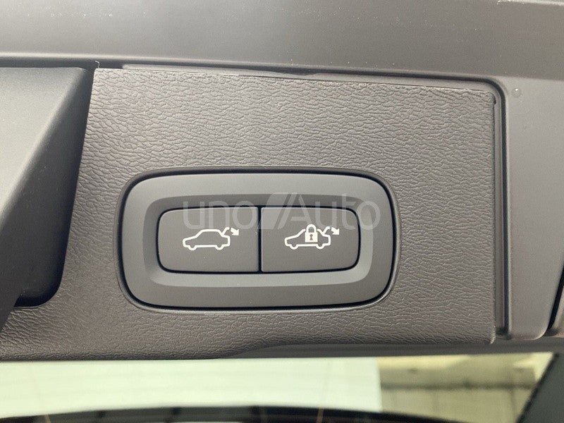 2.0 B5 G MHEV Core Auto AWD