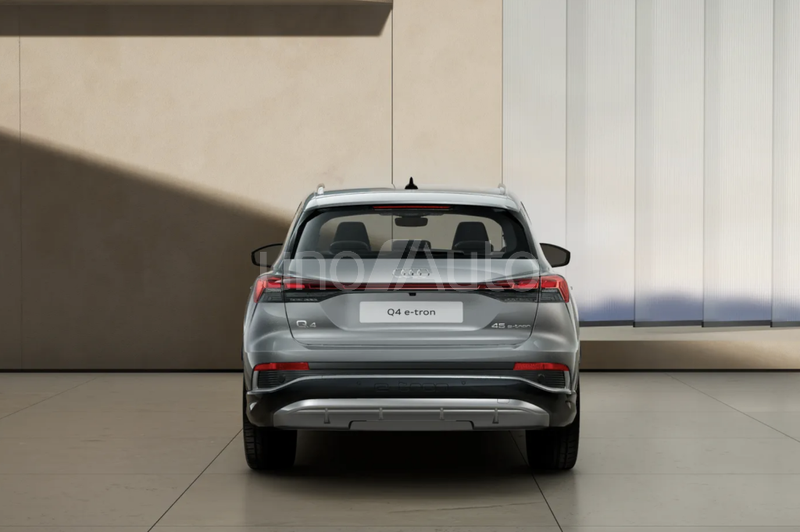 Q4 e-tron 45 Genuine edition 210kW 82KWh