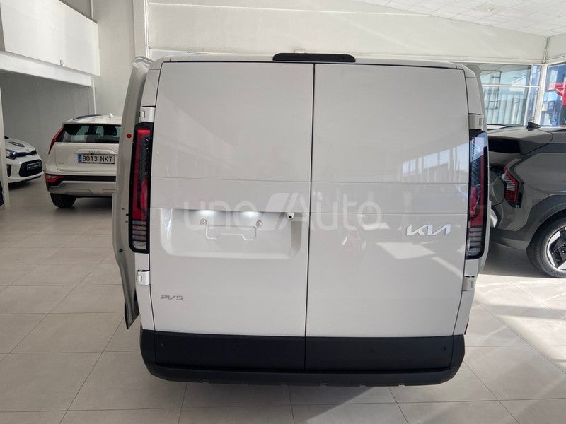 PV5 Passenger L2H1 Long Range Plus