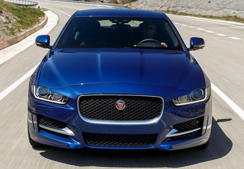 XE 2.0 I4 Pure Aut. 250