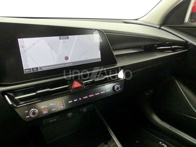 KIA Niro 1.6 GDi HEV 95kW (129CV) Drive