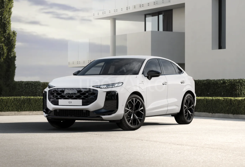 Q3 Sportback e-hybrid Black line S tronic 200kW