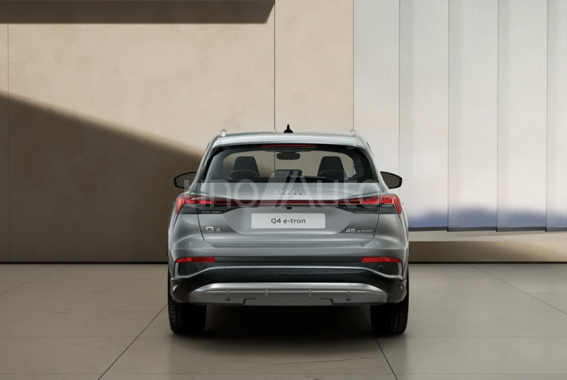 Q4 e-tron 45 Genuine edition 210kW 82KWh