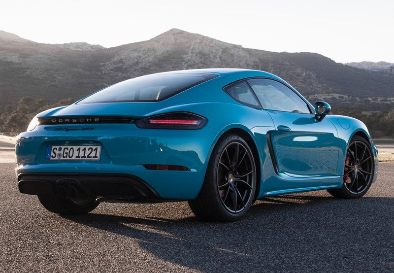 Cayman GT4