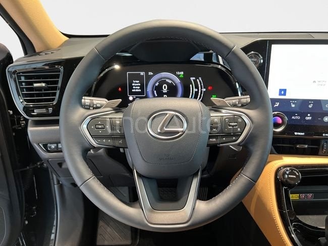 NX 450h+ Premium+ 4WD