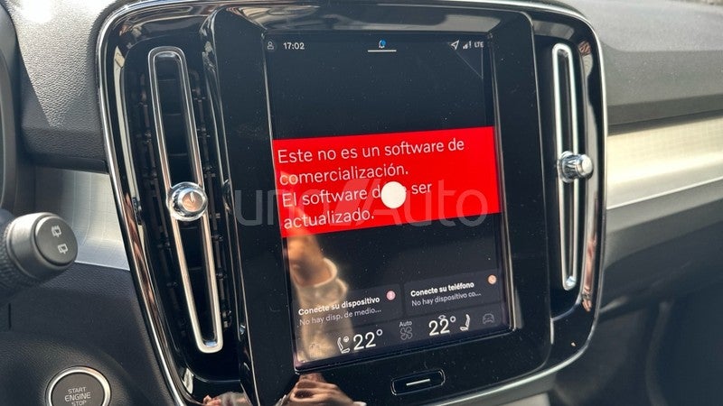 XC40 2.0 B3 MHEV CORE DCT 163 5P