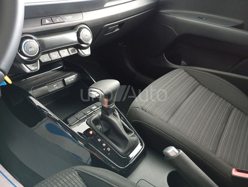 Stonic 1.0 T-GDi MHEV Drive 100 DCT