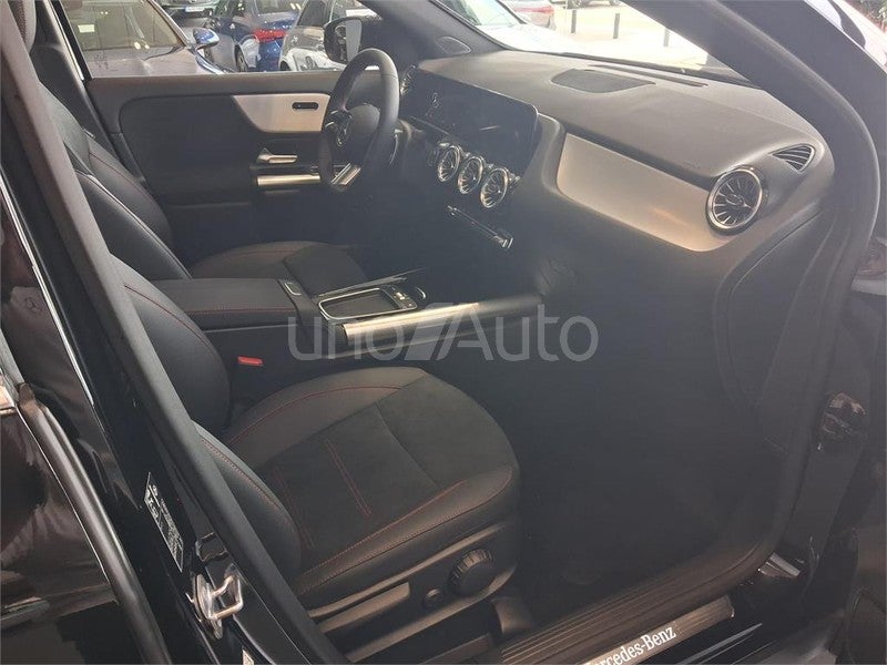 CLASE GLA 250 e con tecnología híbrida EQ