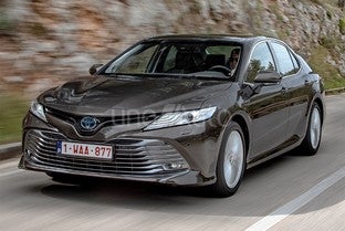 TOYOTA Camry Híbrido Luxury Aut.
