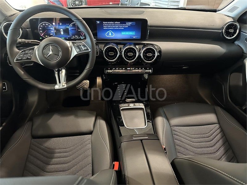 CLASE A 250 e con tecnología híbrida EQ