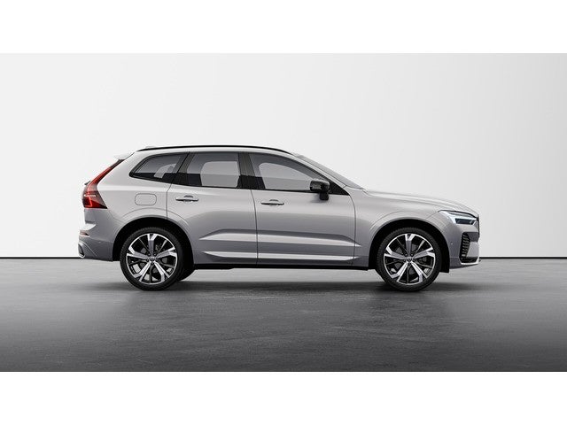 XC60 B4 Plus Dark FWD Aut.