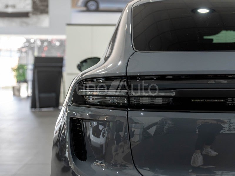 Macan Turbo