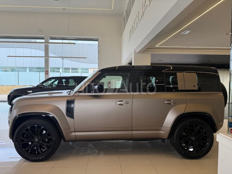 Defender 110 4.4 V8 MHEV Octa AWD Aut. 635