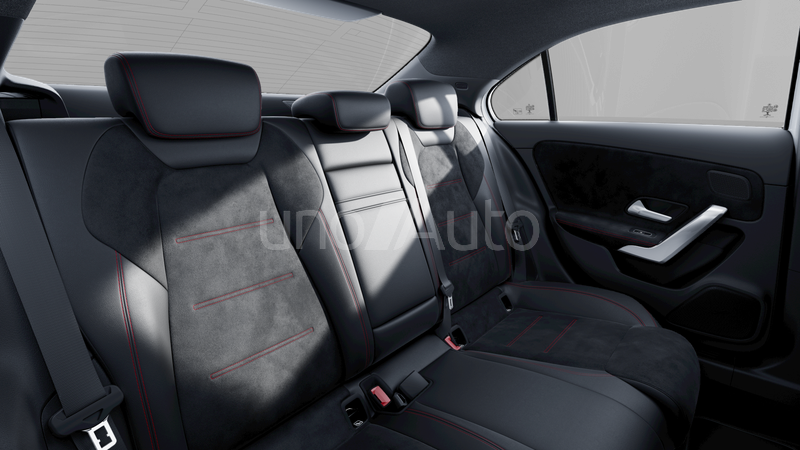 250 e Berlina con tecnología híbrida